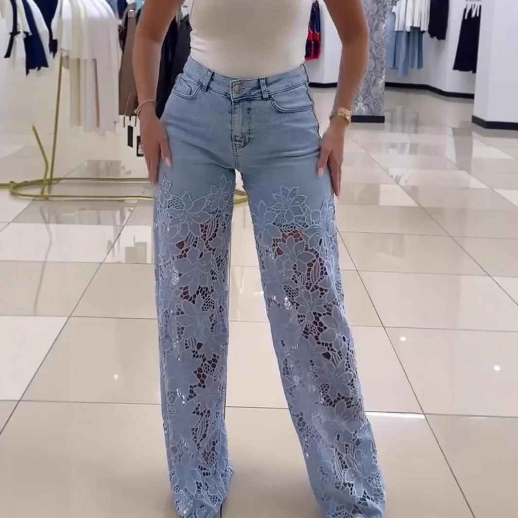 Jeans mit hoher Taille