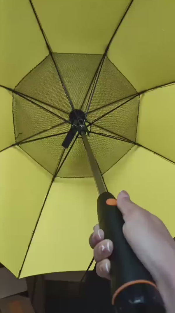 3-in-1-Kühlschirm – Tragbarer Ventilator, Sprühnebel und UV-Schutz